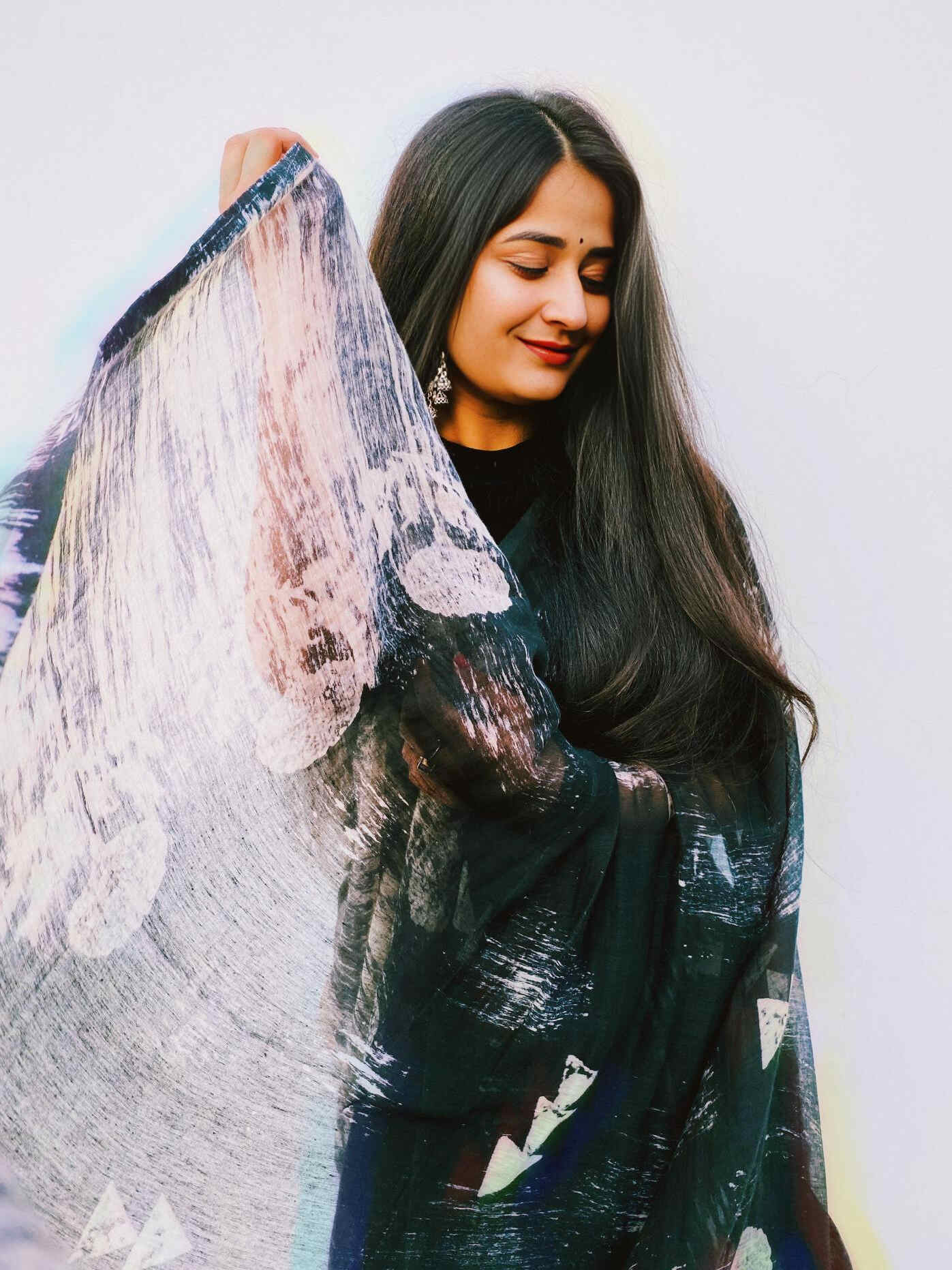 Blissful Charcoal Saree