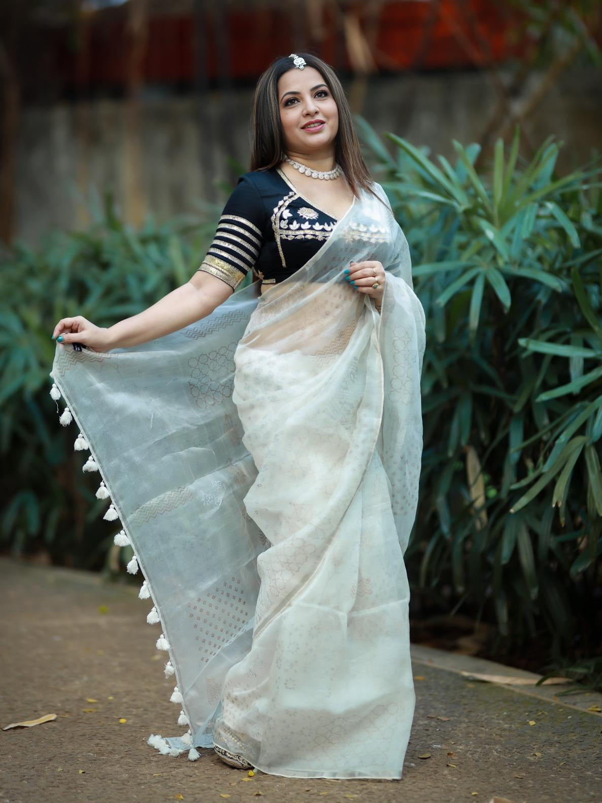 Pari Ivory Saree