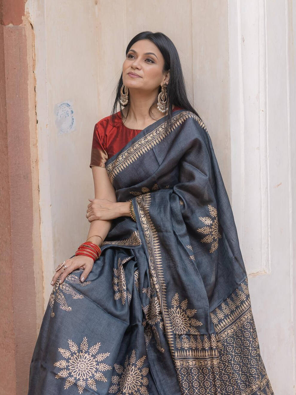 Bani Thani Charcoal Saree