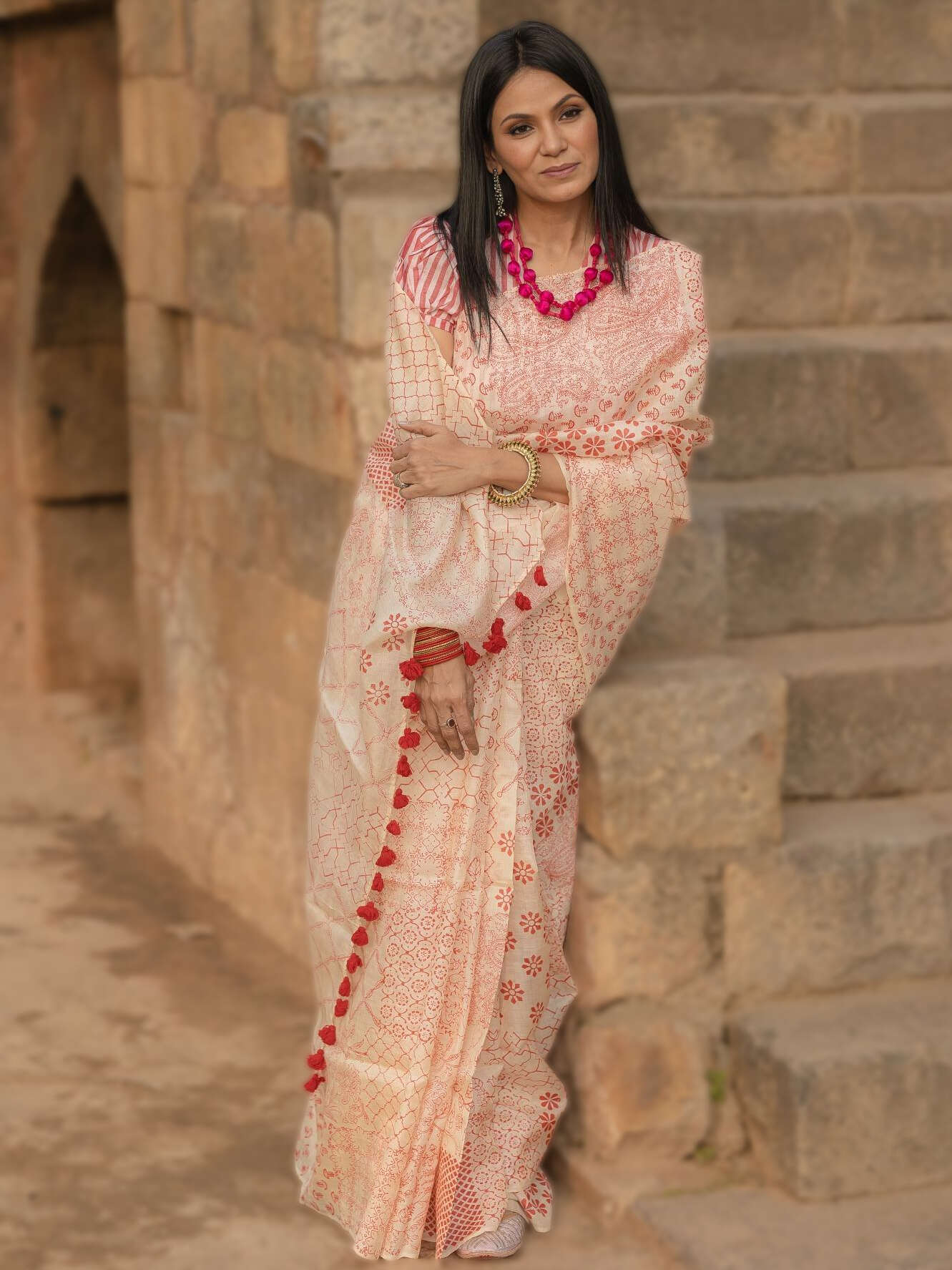 Bani Thani White Red Saree