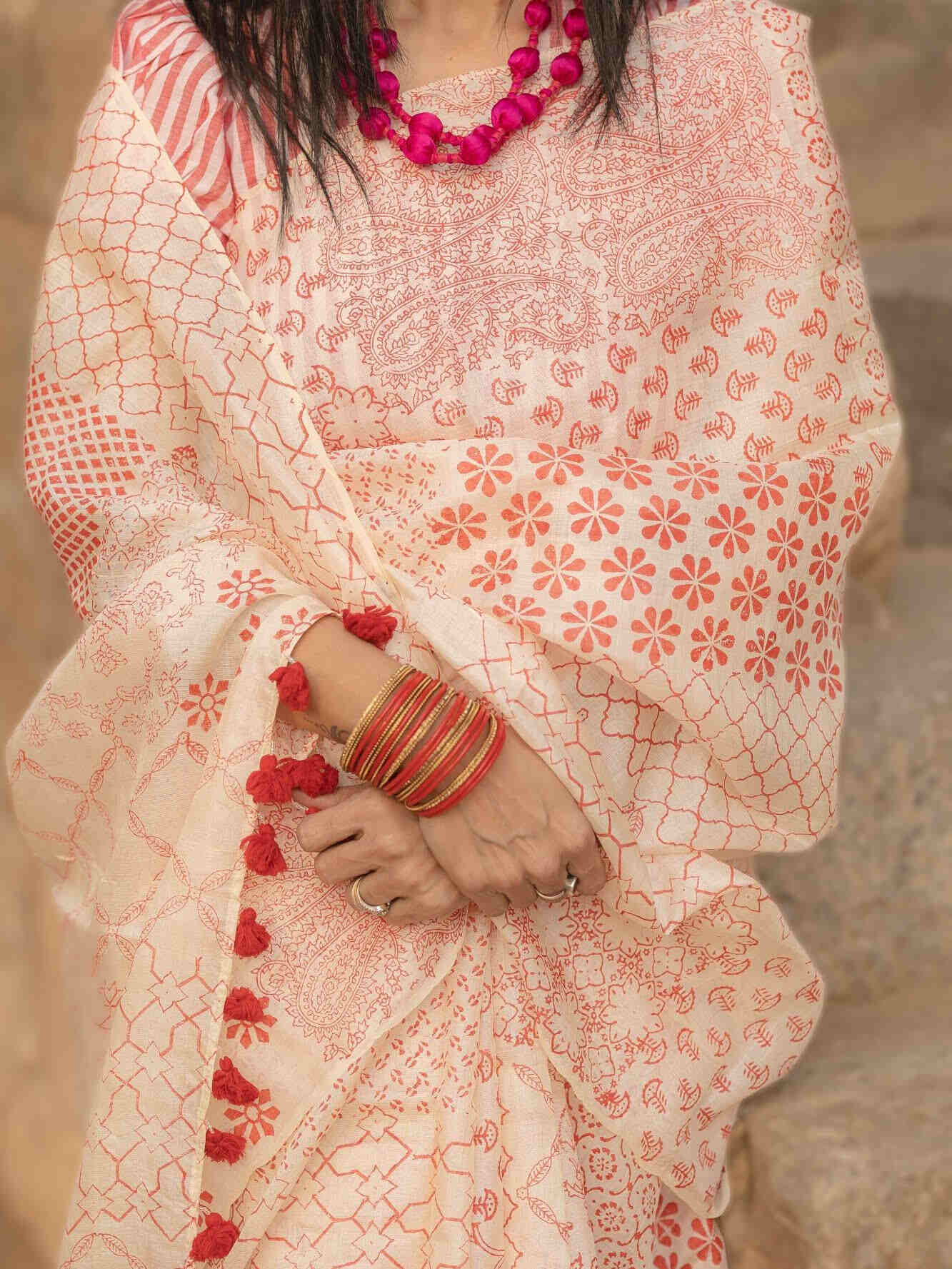 Bani Thani White Red Saree