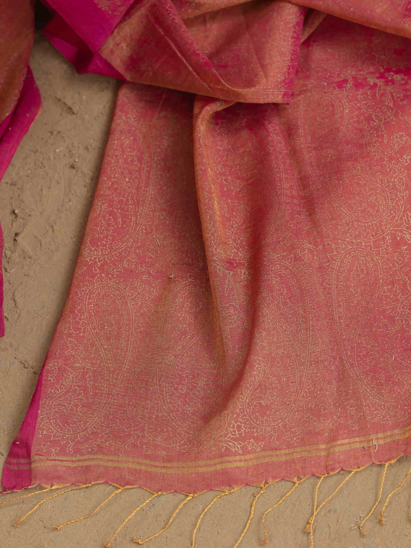 Bani Thani Rose Saree