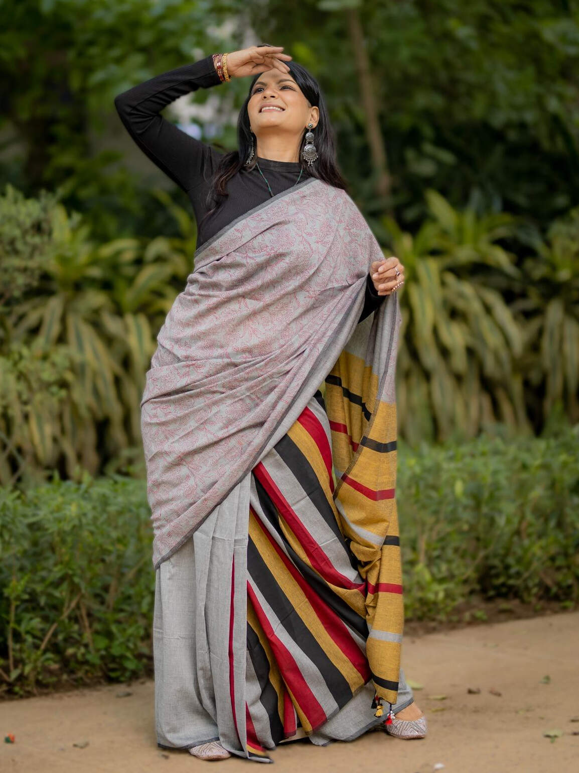 Kapaas Grey Saree