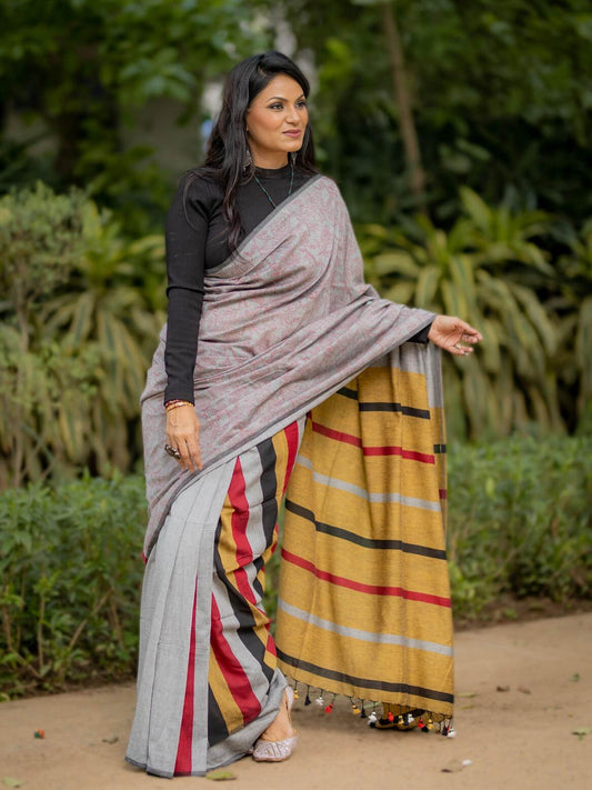 Kapaas Grey Saree