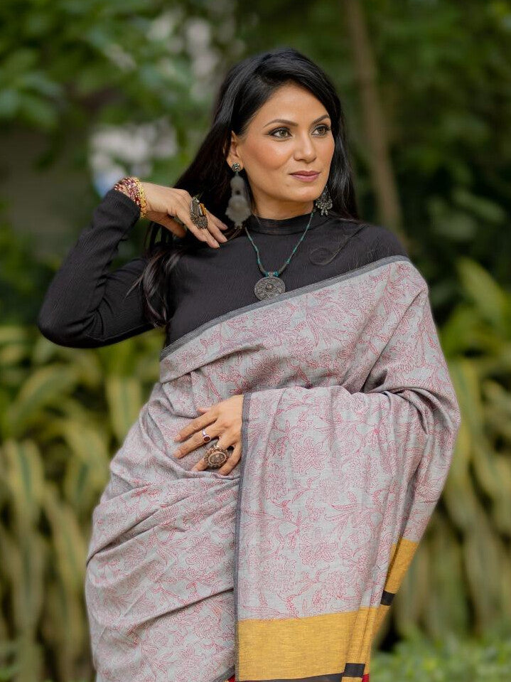 Kapaas Grey Saree