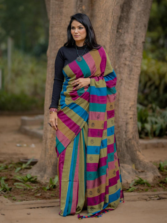 Kapaas Pink Blue Saree