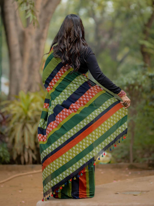 Kapaas Green Saree