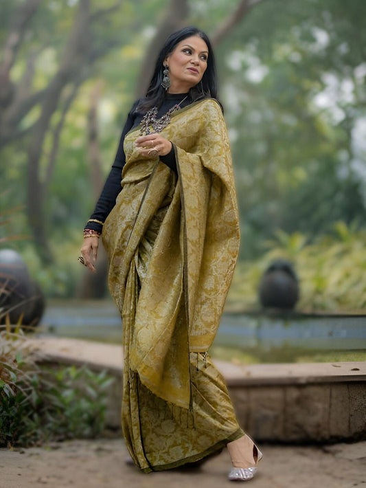 Bani Thani 09