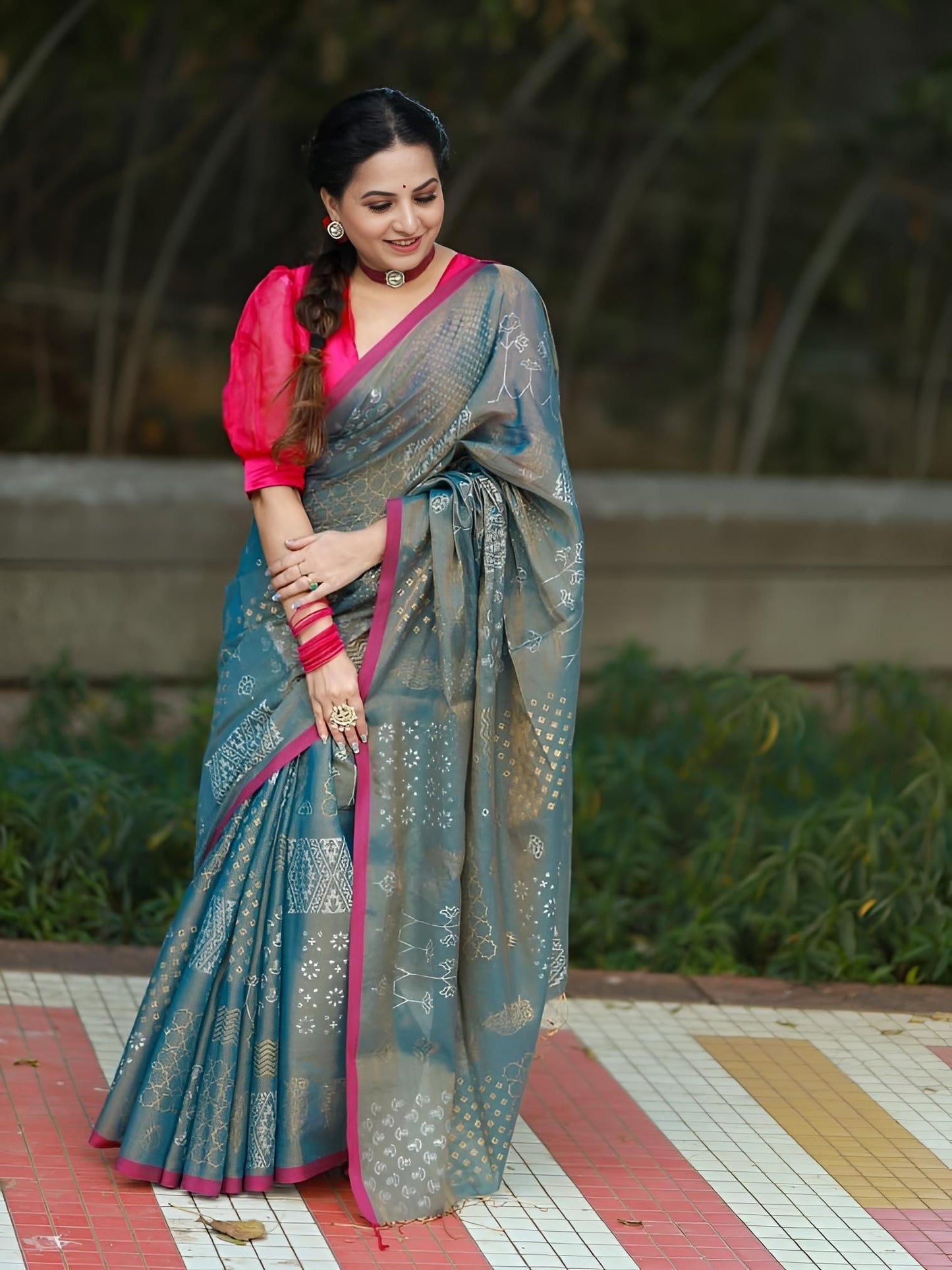 Pari grey saree