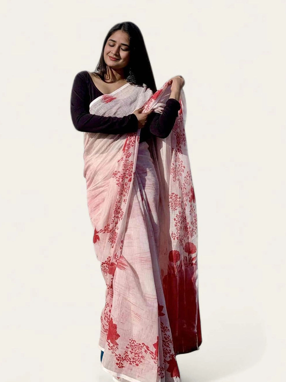 soulweaves blissful crimson saree