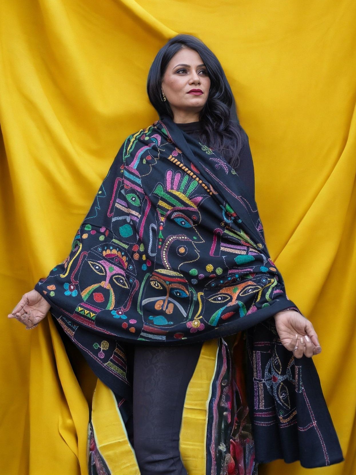 Kaantha Tribal Faces Pashmina Shawl Buy Kashmiri Shawl online at Best Prices in delhi ncr india