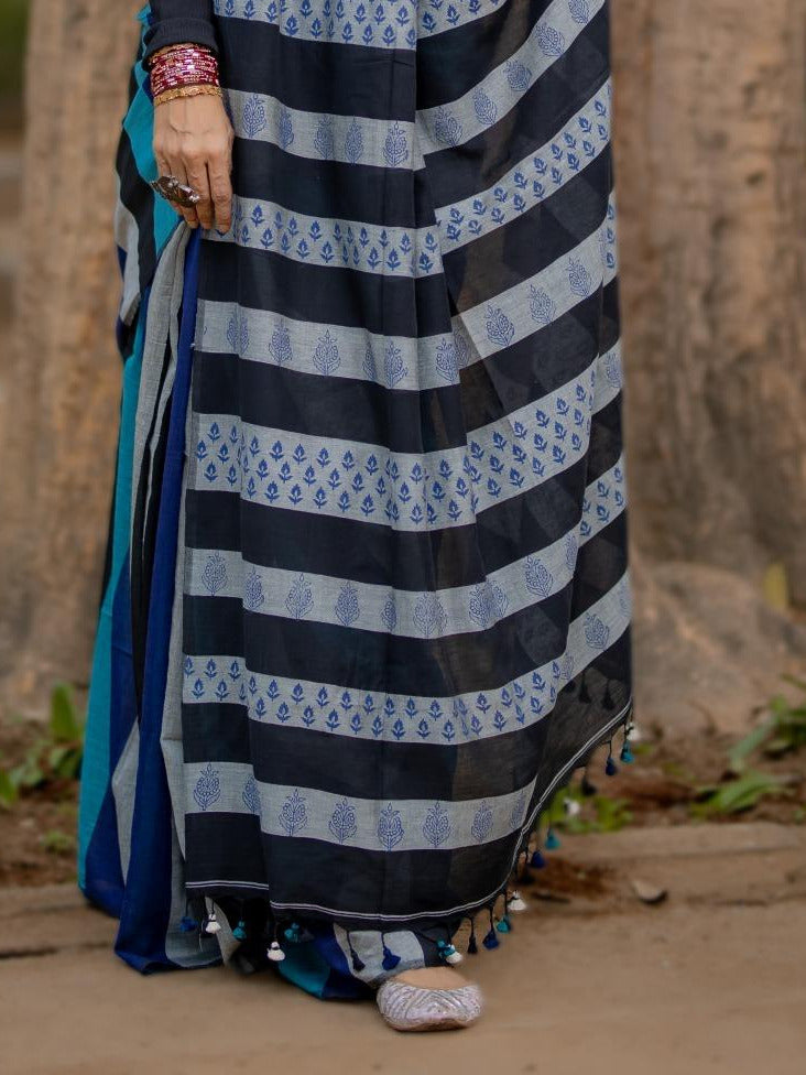 Kapaas Blue Saree