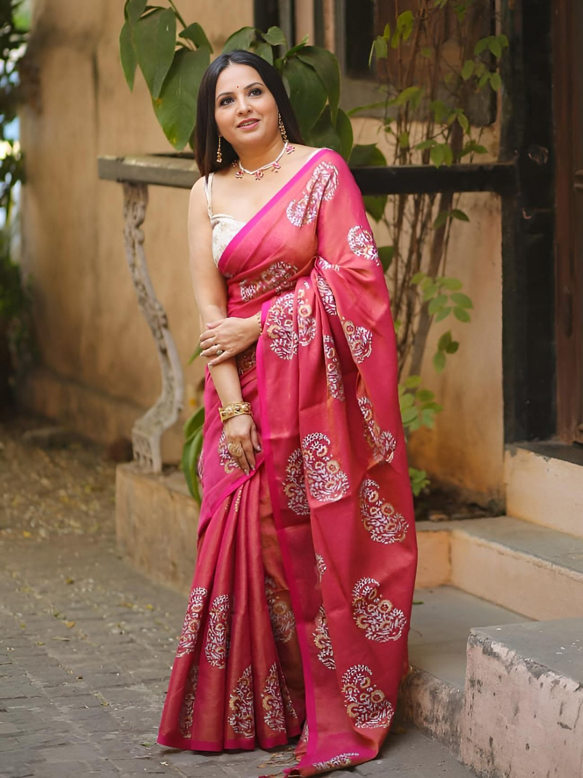 Gulnaar Saree
