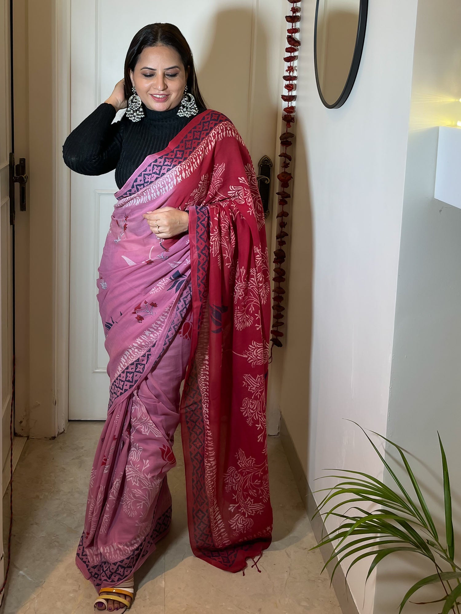 soulweaves-one-of-a-kind-pink-red-multi-saree