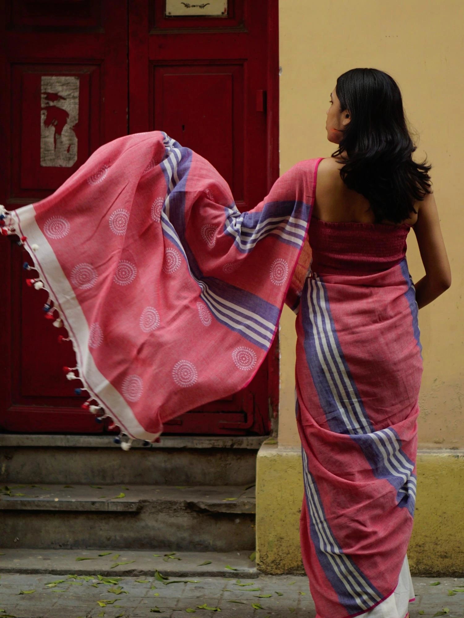 Soulweaves Pink Palla Stripes Saree collections