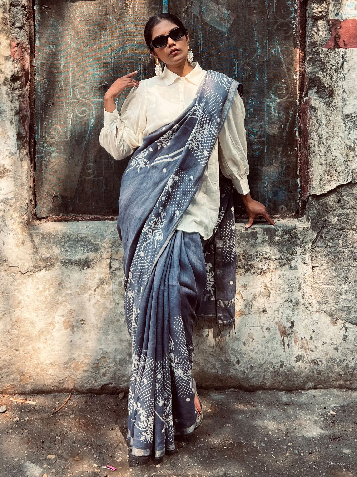 soulweaves wabi sabi grey saree